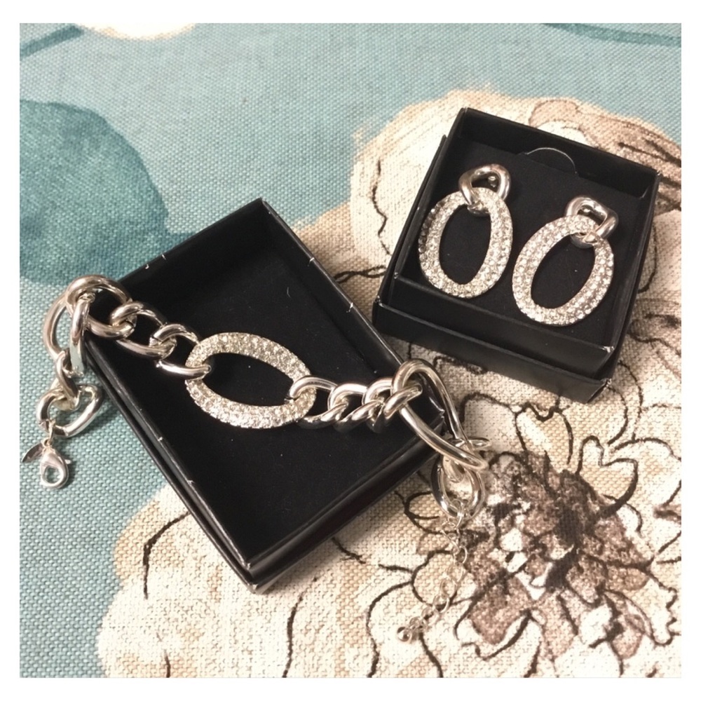 New Silver Rhinestone Bracelet Earrings Set